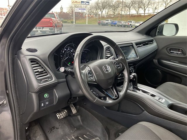 2019 Honda HR-V Sport photo 2