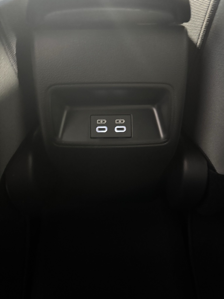 2025 Toyota Corolla SE photo 23