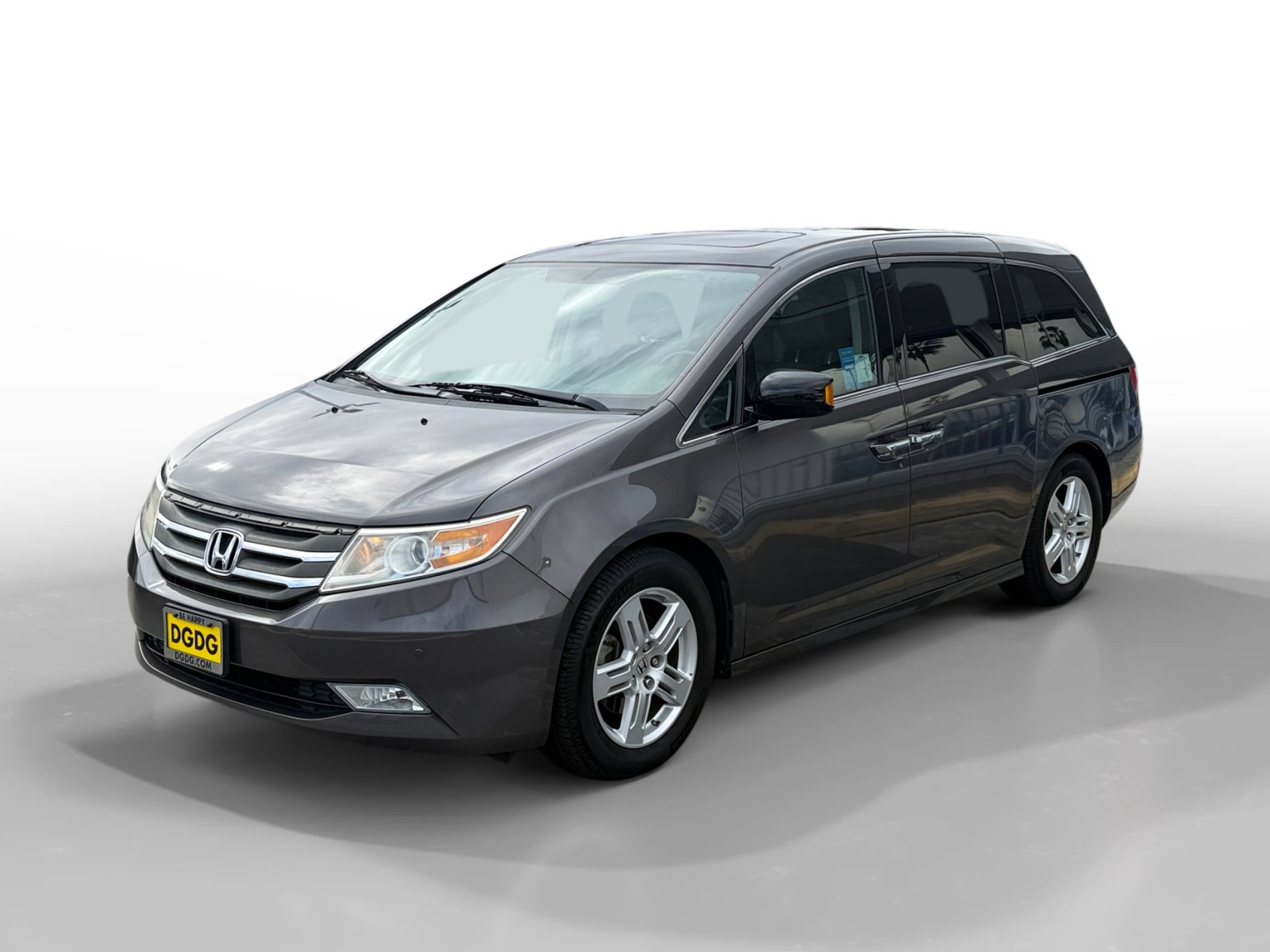 2013 Honda Odyssey Touring's photo