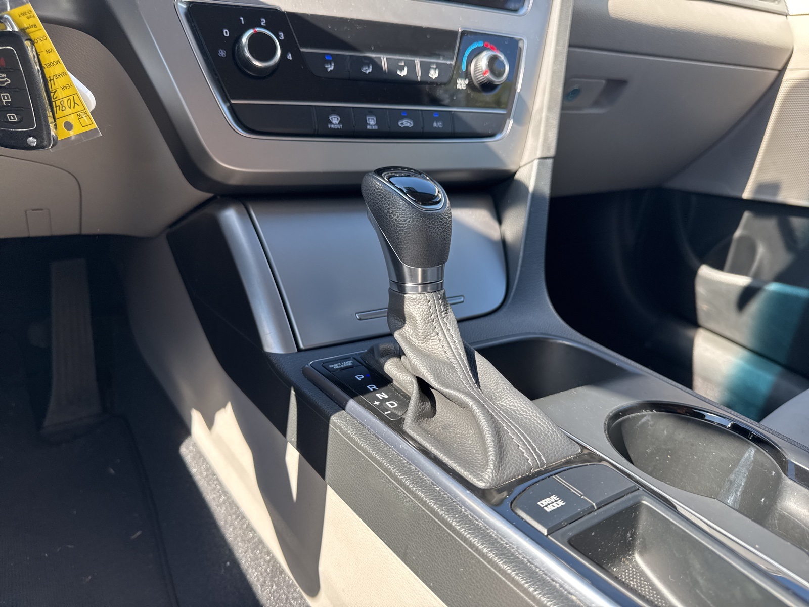 2015 Hyundai Sonata SE photo 27