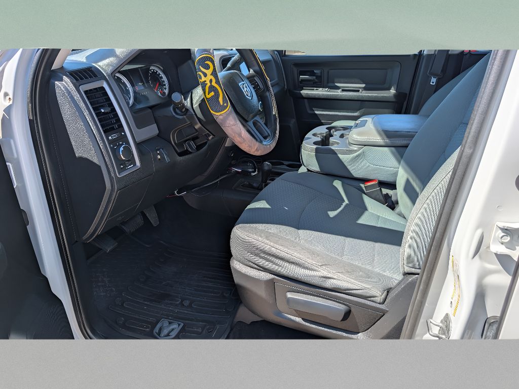 2014 Ram 2500 Tradesman photo 9