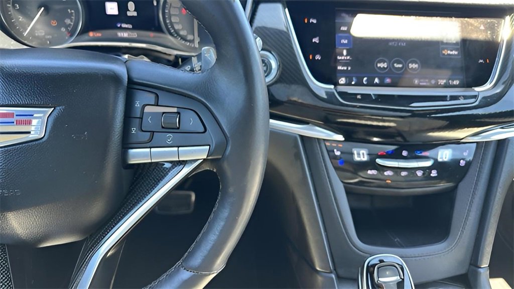 2023 Cadillac XT6 Sport photo 6