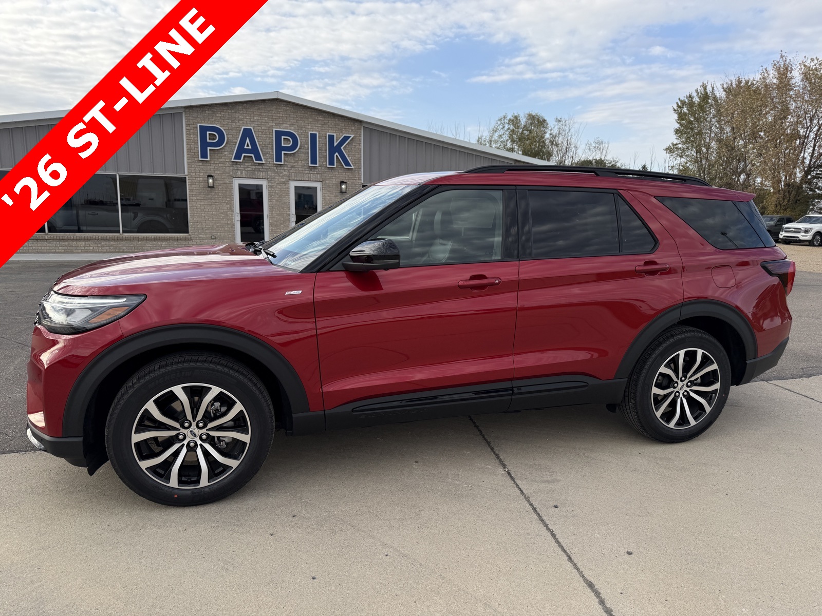 2026 Ford Explorer ST-LINE's photo