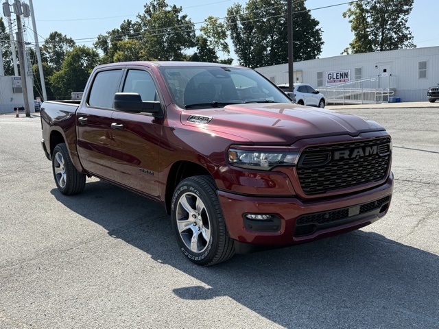 2025 Ram 1500 Tradesman photo 4