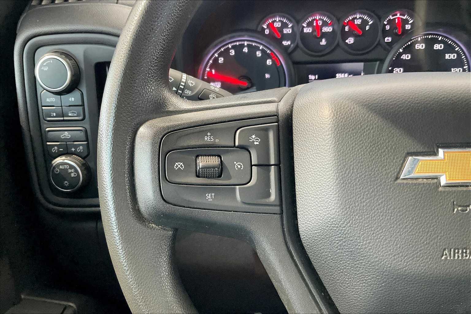 2024 Chevrolet Silverado 1500 Custom photo 21