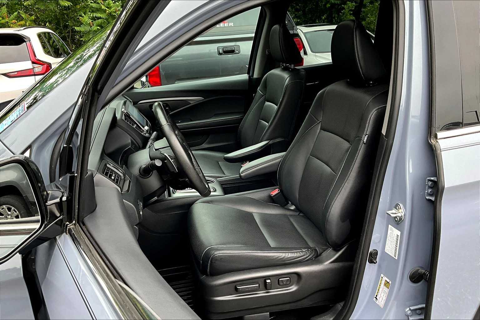 2022 Honda Ridgeline RTL-E photo 8