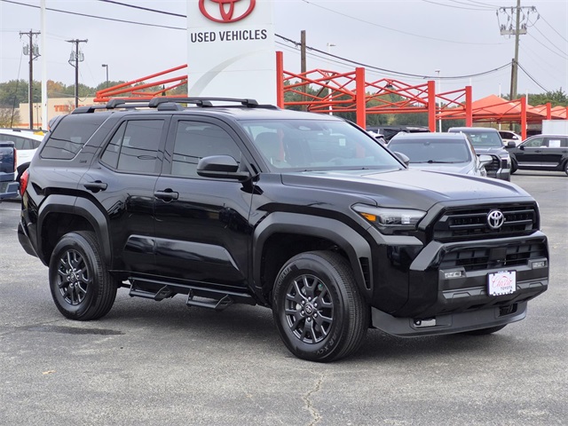 2025 Toyota 4Runner SR5's photo