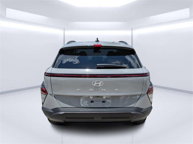 2025 Hyundai Kona SEL photo 3