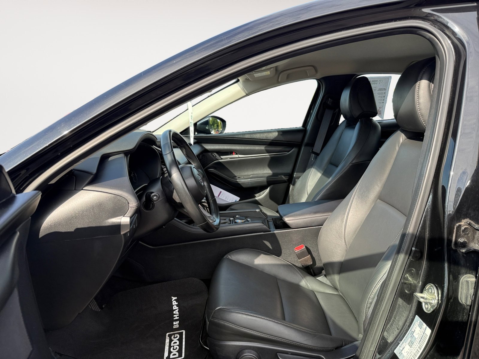2023 Mazda Mazda3 2.5 Select photo 10