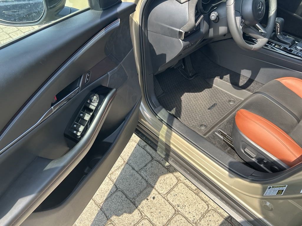 2024 Mazda CX-30 2.5 Turbo Carbon photo 13