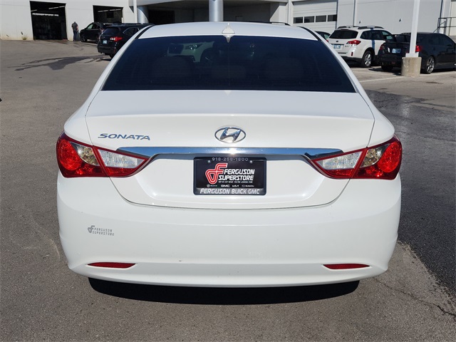 2013 Hyundai Sonata GLS photo 3