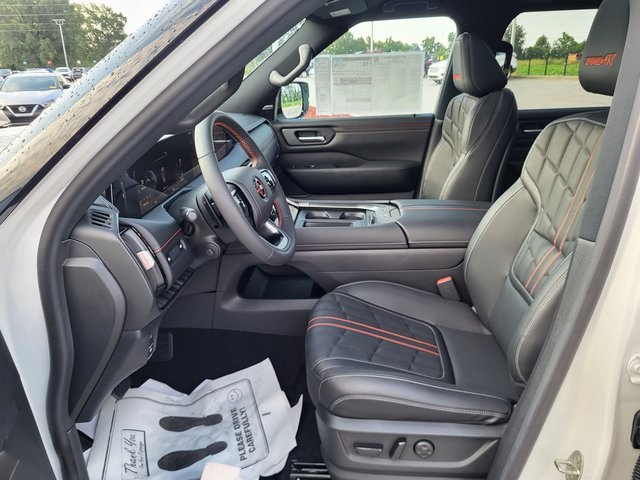 2025 Nissan Armada photo 10