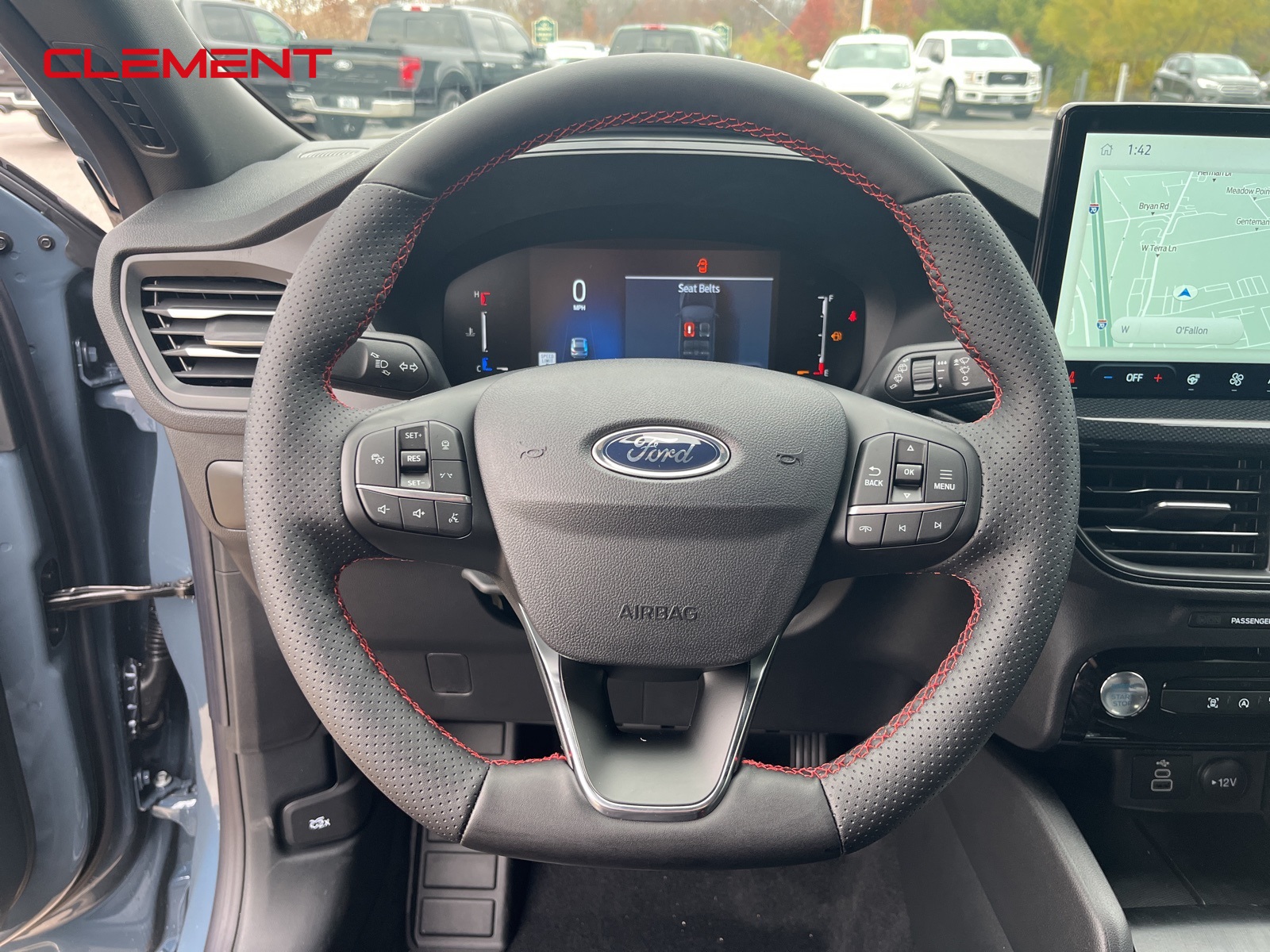 2025 Ford Escape ST-Line photo 4