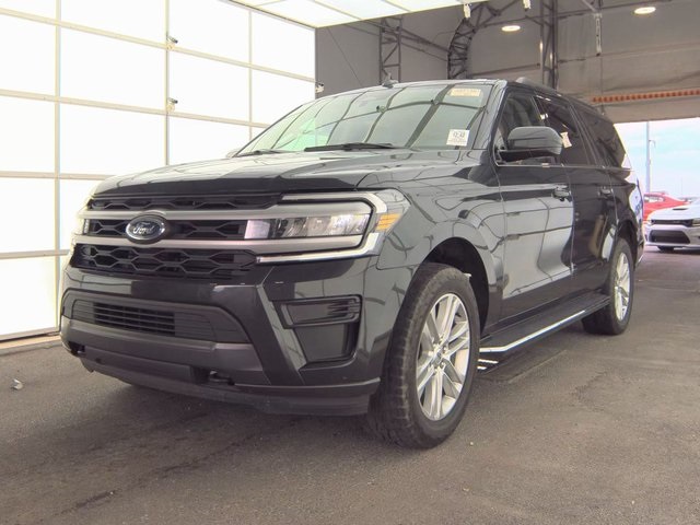 2022 Ford Expedition XLT's photo