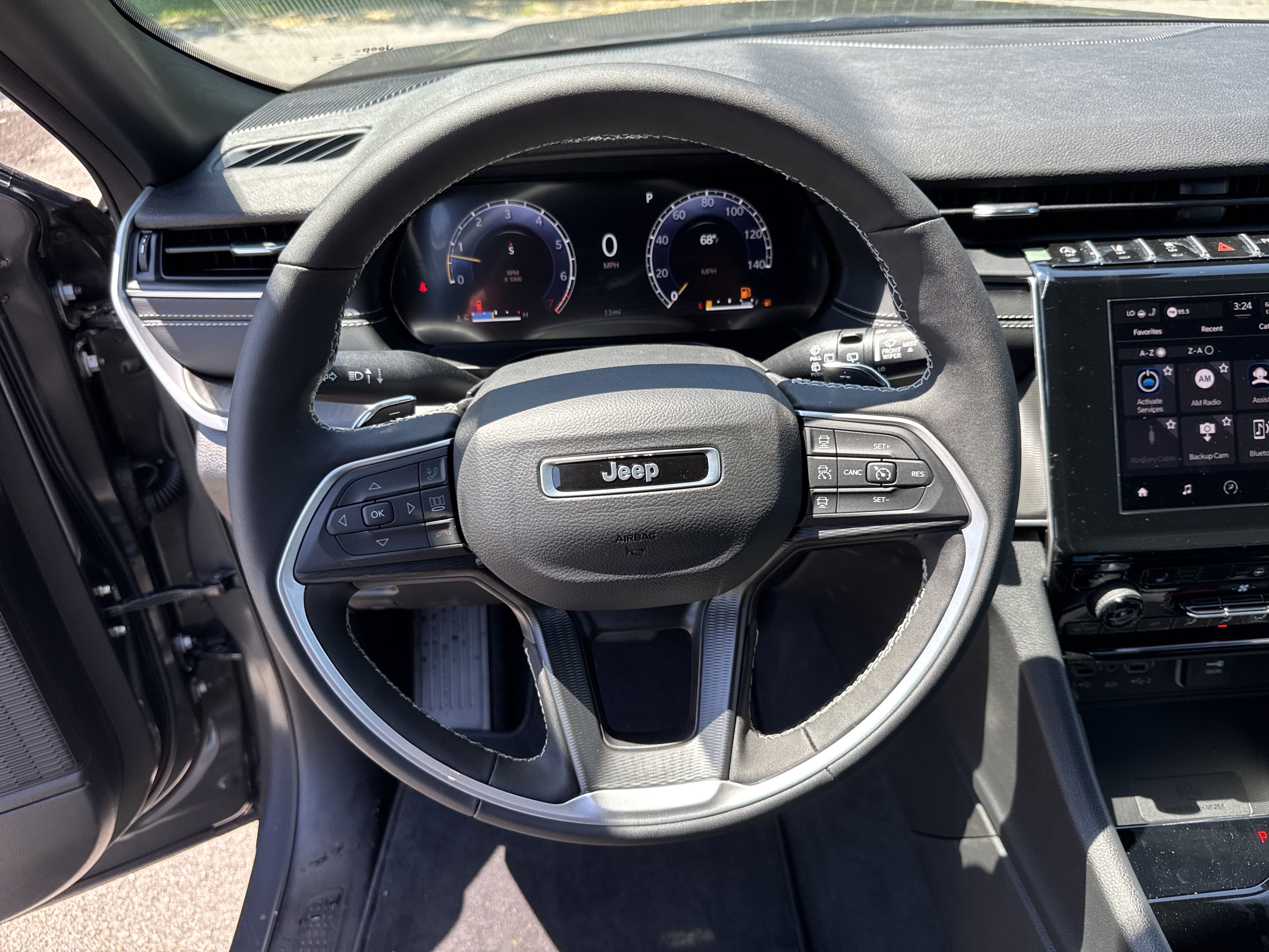 2025 Jeep Grand Cherokee Altitude X photo 16