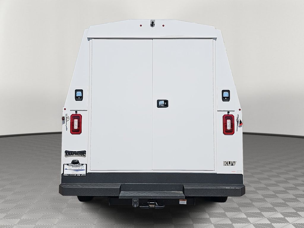 2025 Ford E-350 photo 3