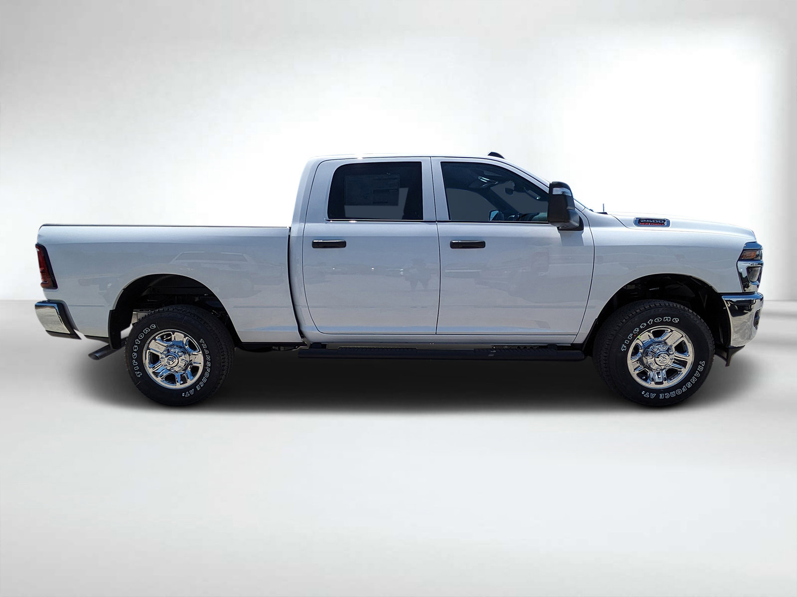 2025 Ram 2500 Tradesman photo 3