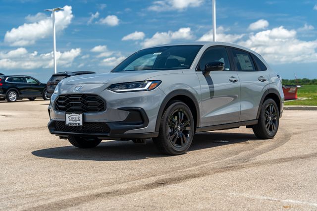 2026 Honda HR-V Sport photo 2