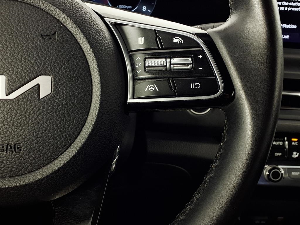 2024 Kia Seltos EX photo 20