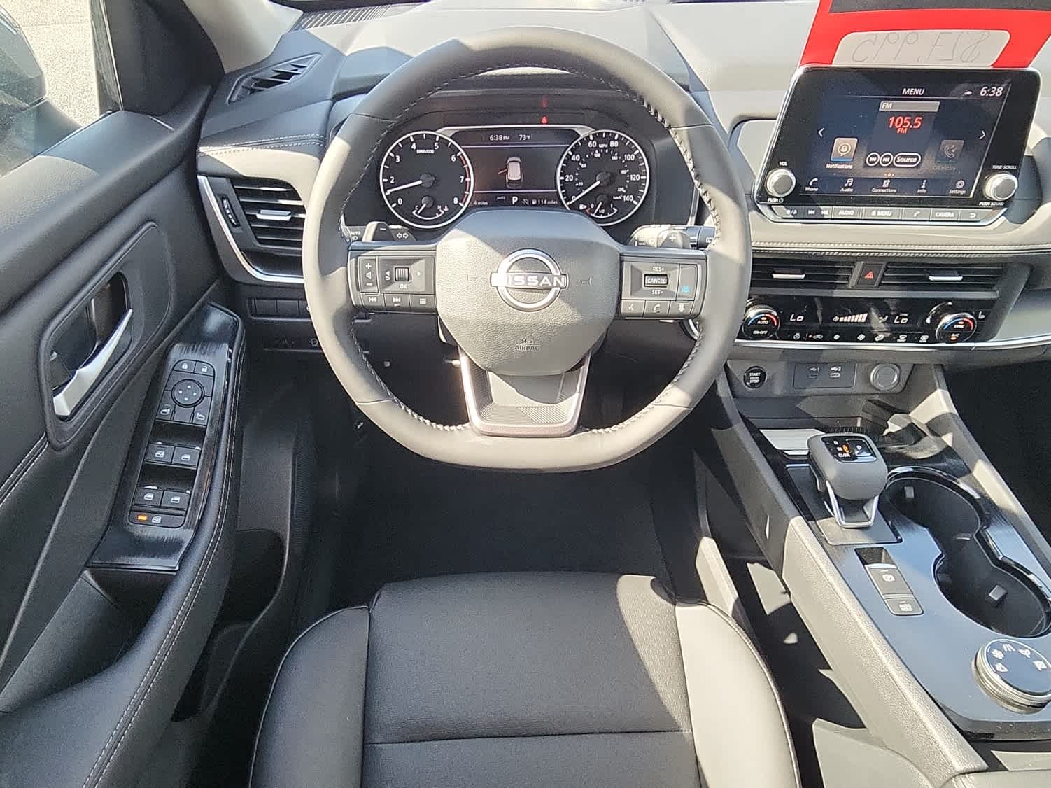 2026 Nissan Rogue SV photo 7