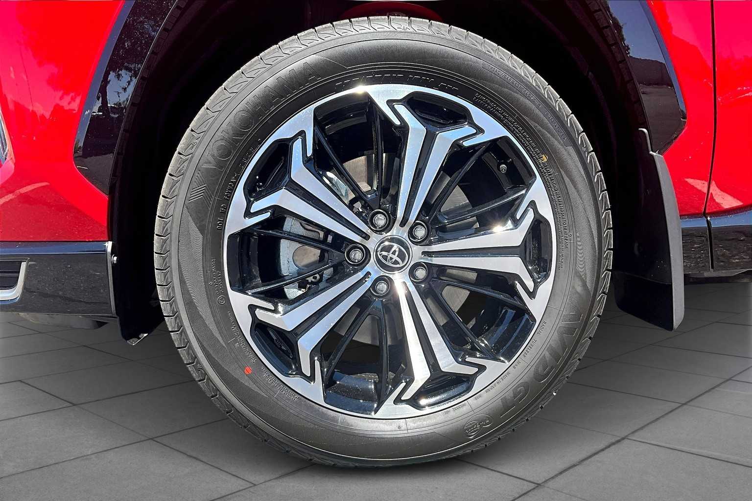 2025 Toyota RAV4 Prime XSE Premium photo 10