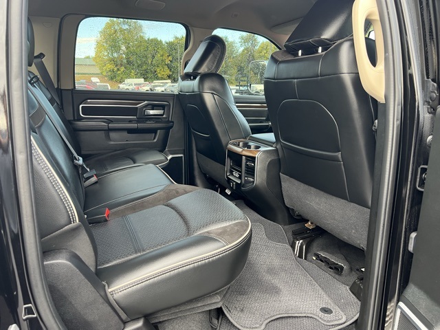 2022 Ram 2500 Laramie photo 18