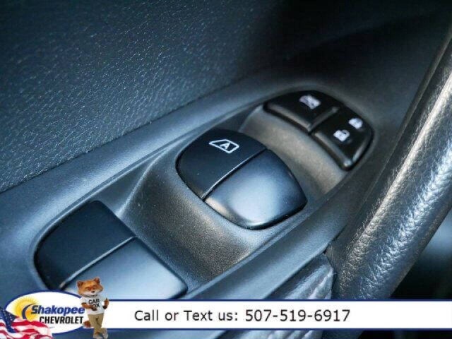 2021 Nissan Rogue Sport S photo 14