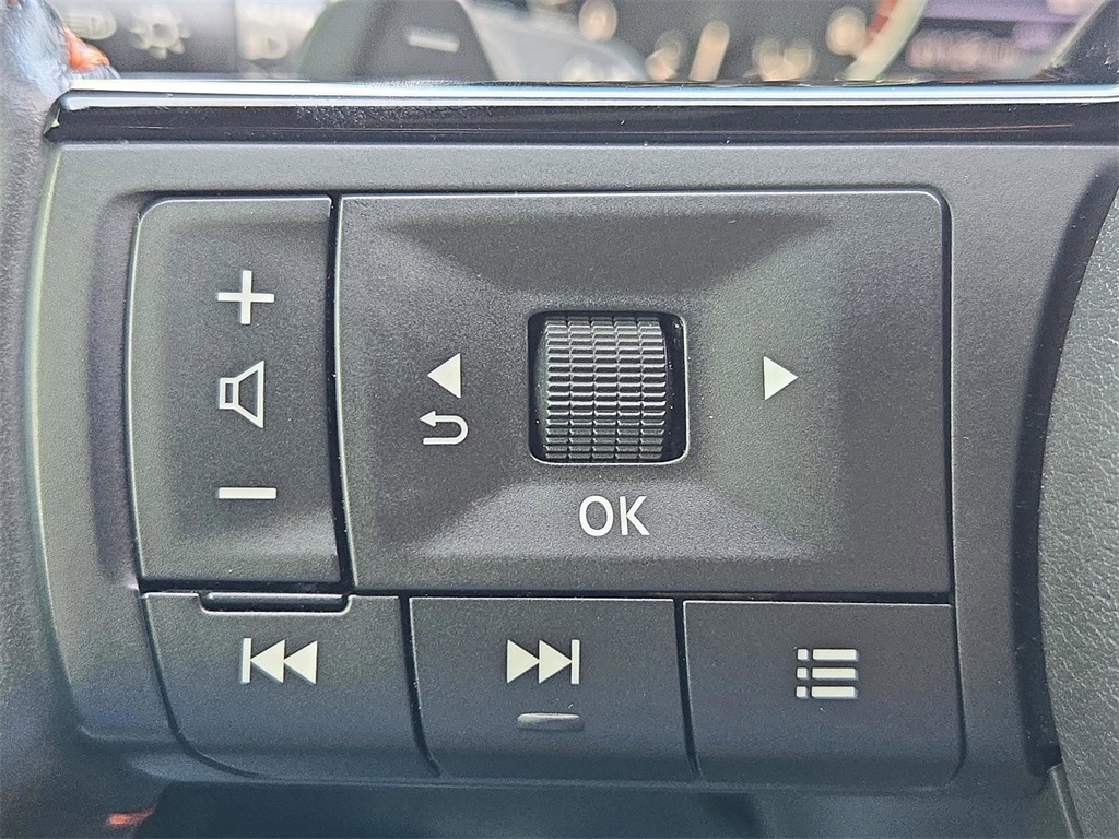 2023 Nissan Pathfinder Rock Creek photo 13