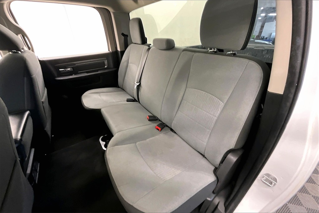 2022 Ram 1500 Classic SLT photo 19