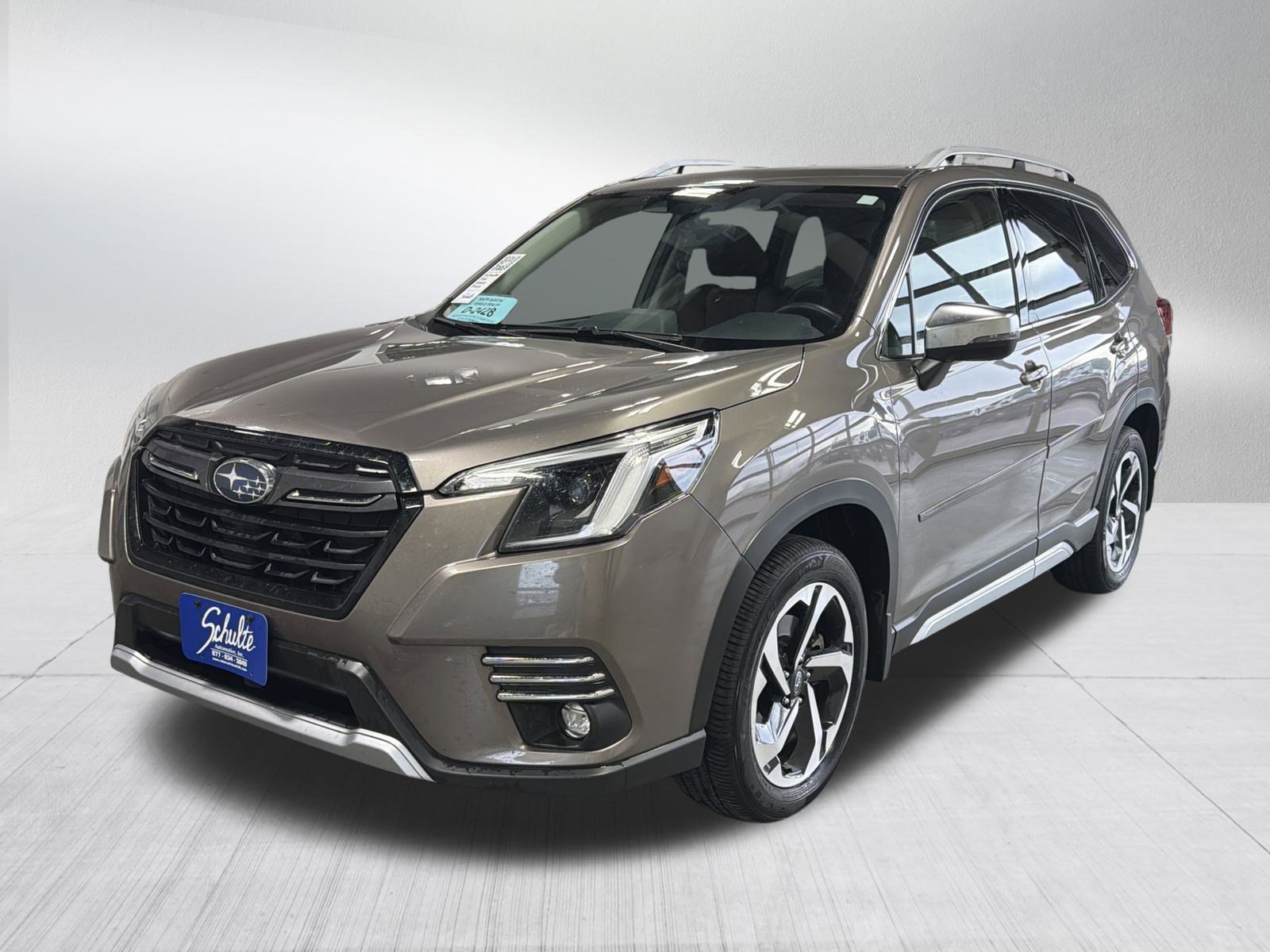 2024 Subaru Forester Touring photo 2