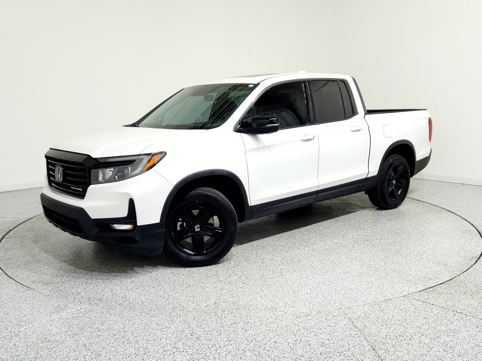 2023 Honda Ridgeline Black Edition's photo