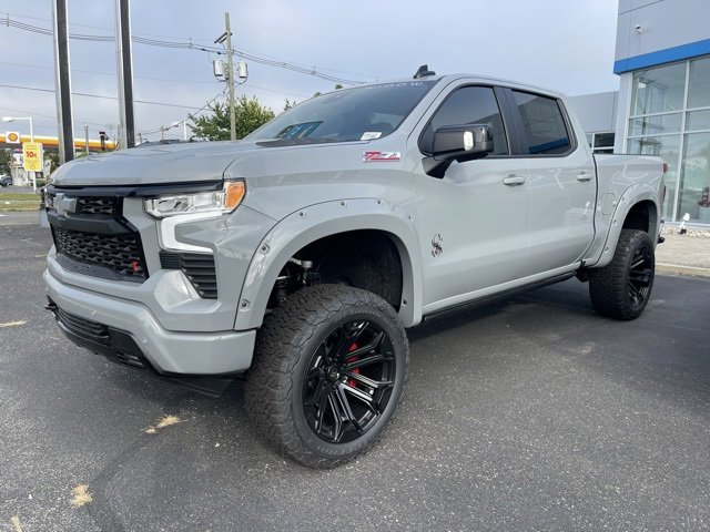 2025 Chevrolet Silverado 1500 RST photo 3