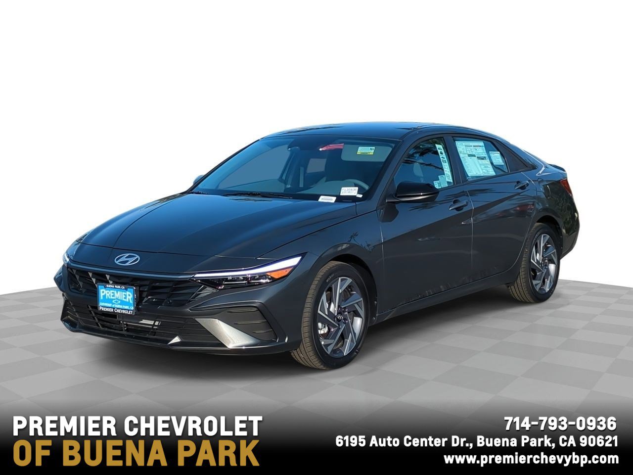 2025 Hyundai Elantra SEL's photo