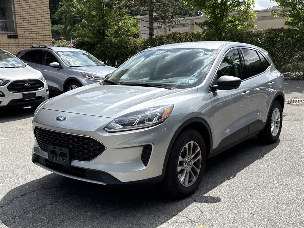 2022 Ford Escape SE photo 5