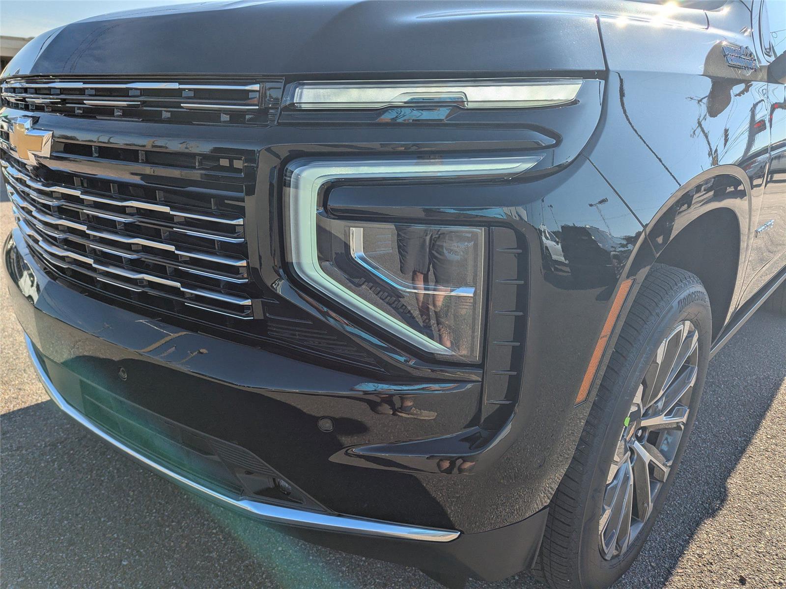 2025 Chevrolet Tahoe High Country photo 9