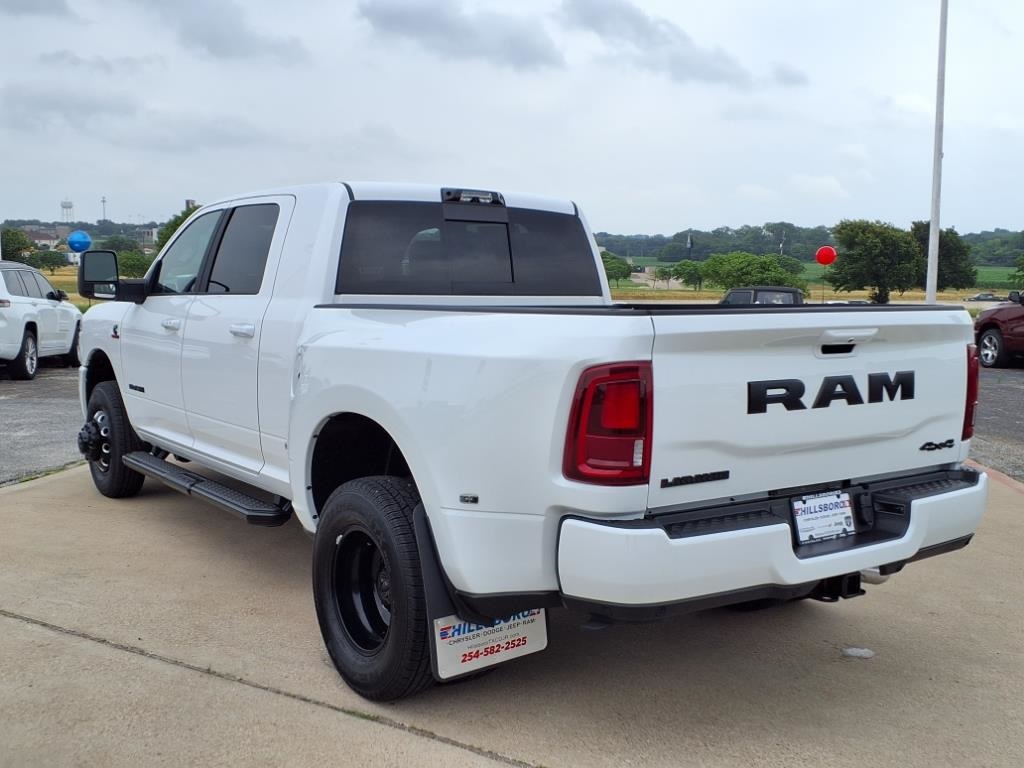 2025 Ram 3500 Laramie photo 5