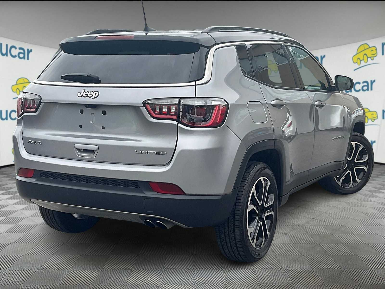 2022 Jeep Compass Limited photo 3