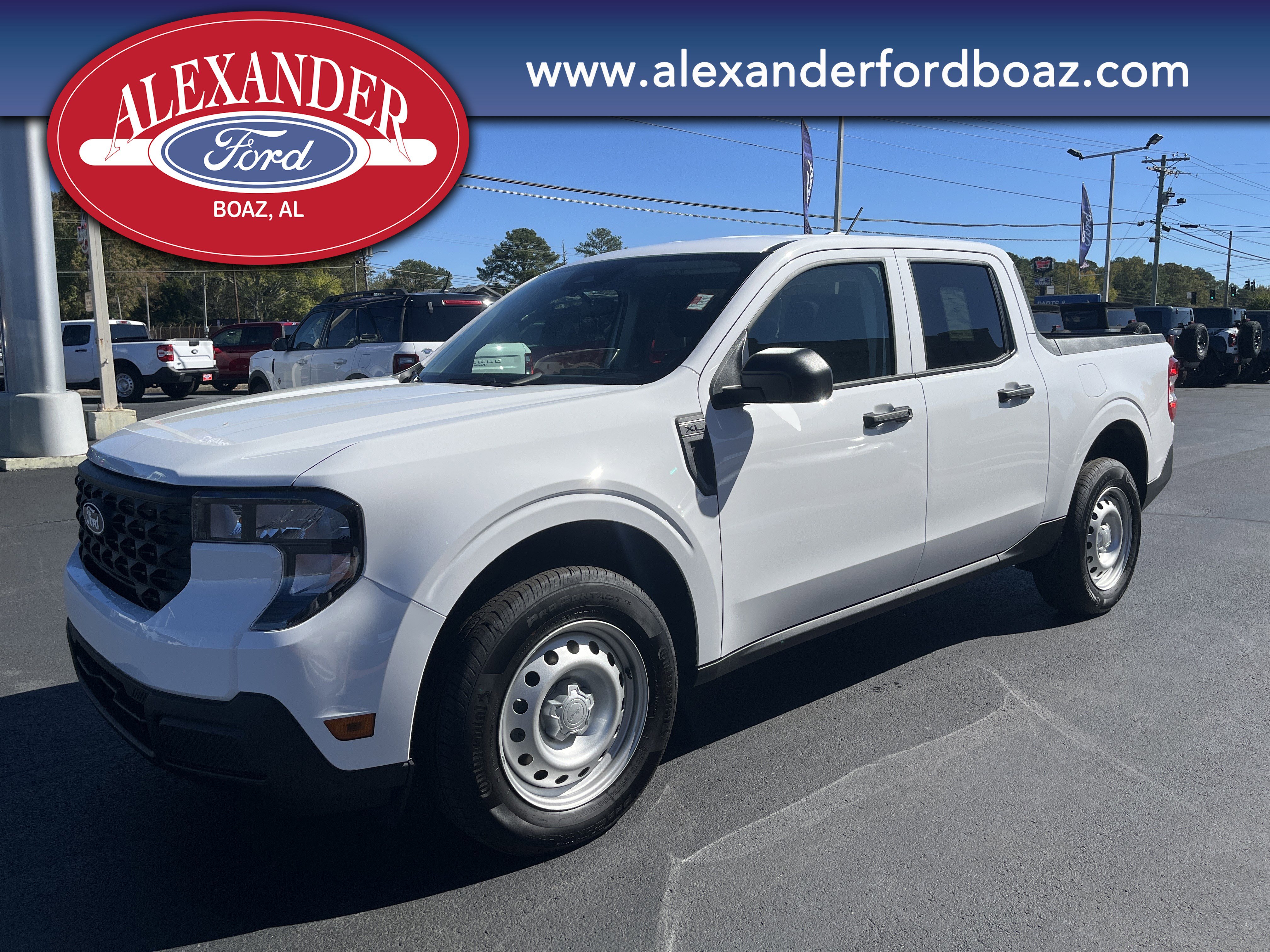 2025 Ford Maverick XL's photo