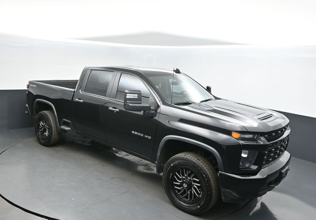 2023 Chevrolet Silverado 2500HD Custom's photo