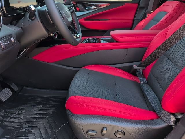 2025 Chevrolet Blazer EV RS photo 17