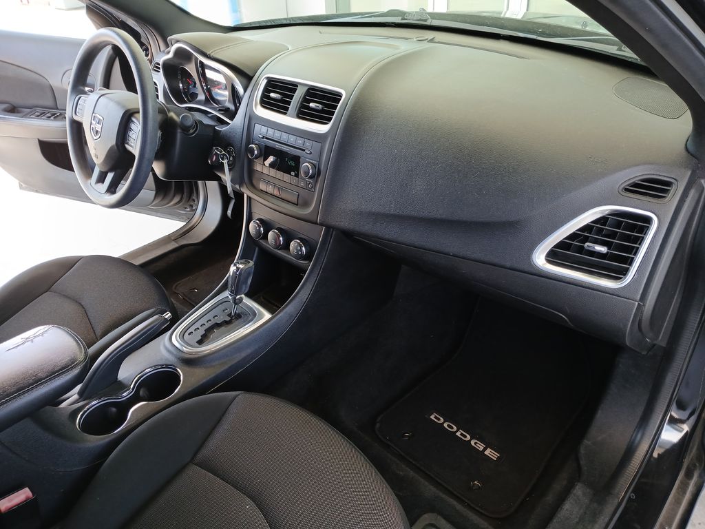 2013 Dodge Avenger SE photo 27