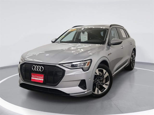 2022 Audi e-tron Premium
