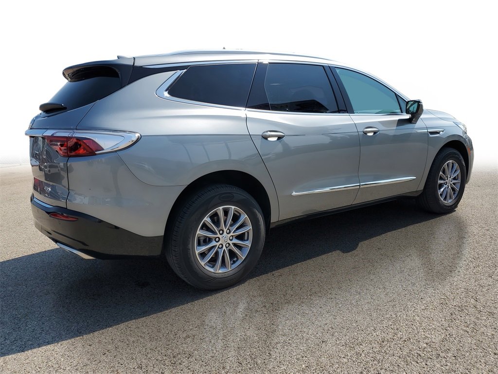 2023 Buick Enclave Essence photo 4