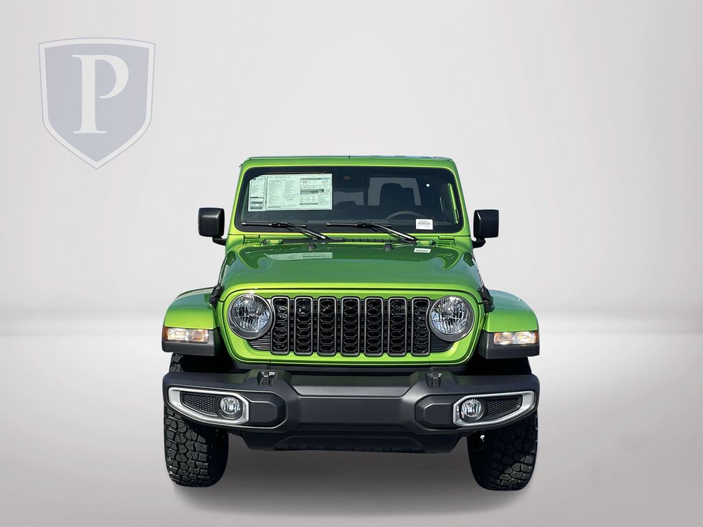 2025 Jeep Gladiator Sport photo 2