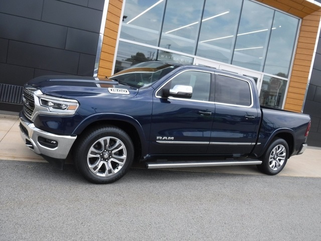 2024 Ram 1500 Limited photo 2