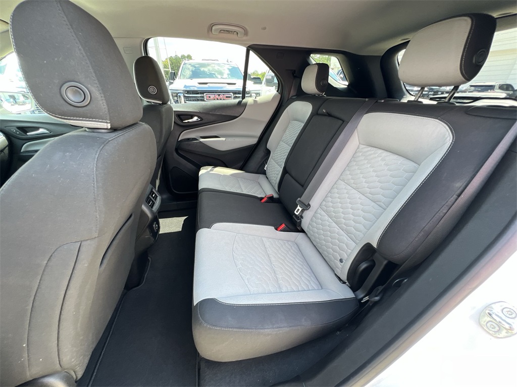 2019 Chevrolet Equinox LT photo 31