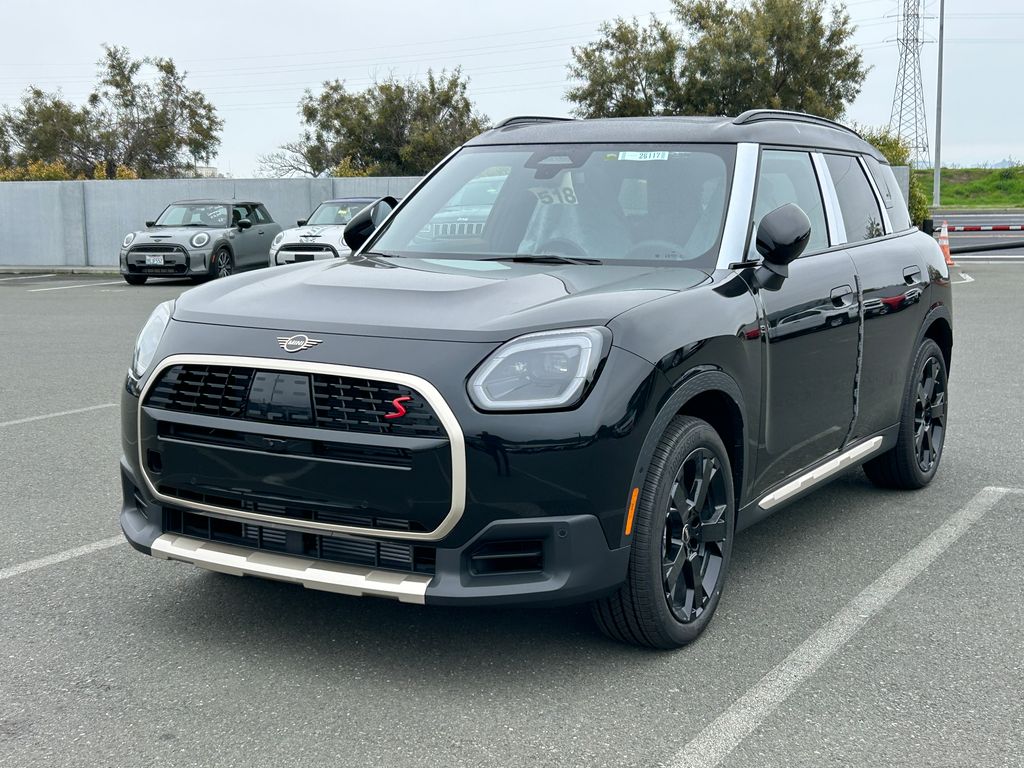 2026 MINI Countryman S's photo