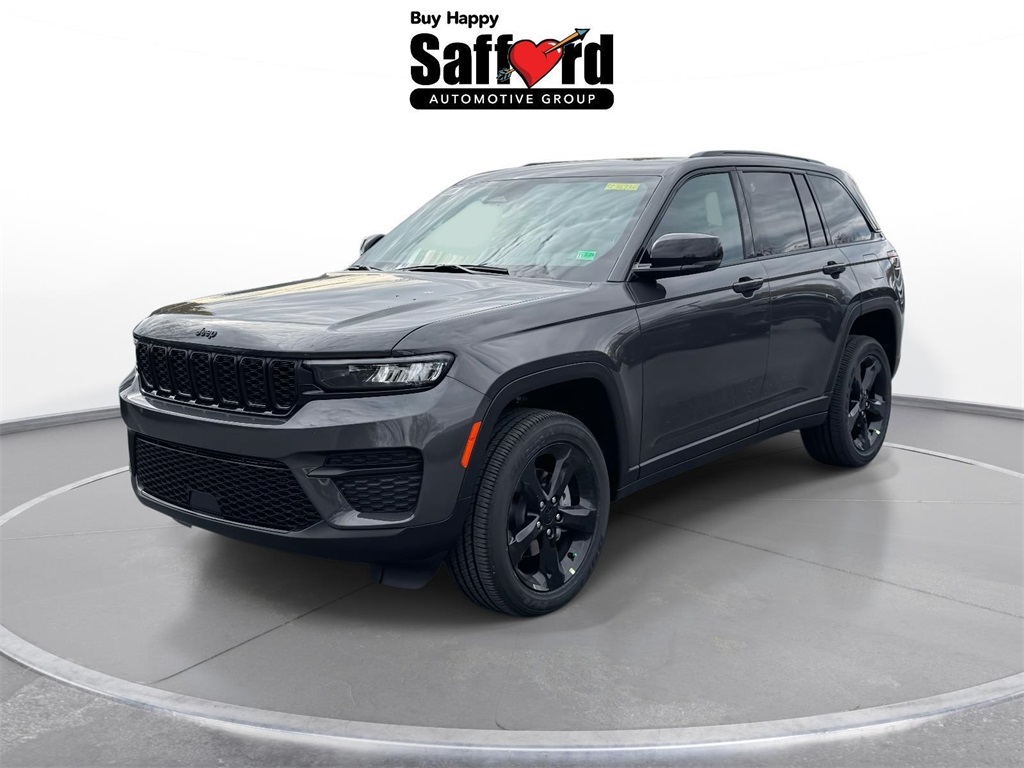 2025 Jeep Grand Cherokee Altitude's photo