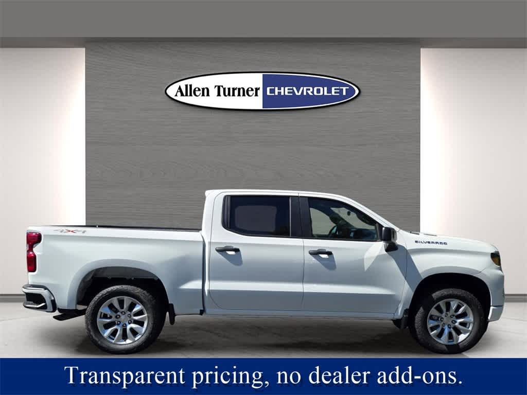 2025 Chevrolet Silverado 1500 Custom photo 5