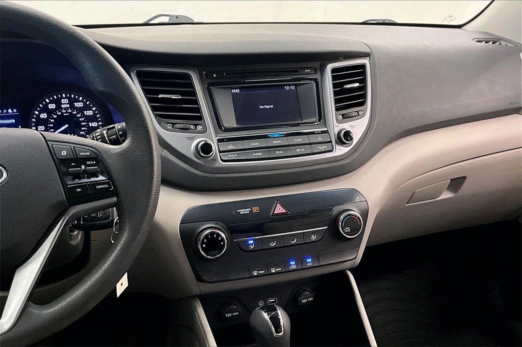 2016 Hyundai Tucson SE photo 3